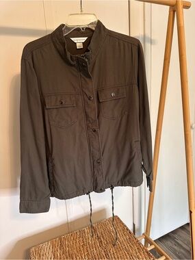 Christopher & Banks Olive Green Drawstring Utility Jacket size large